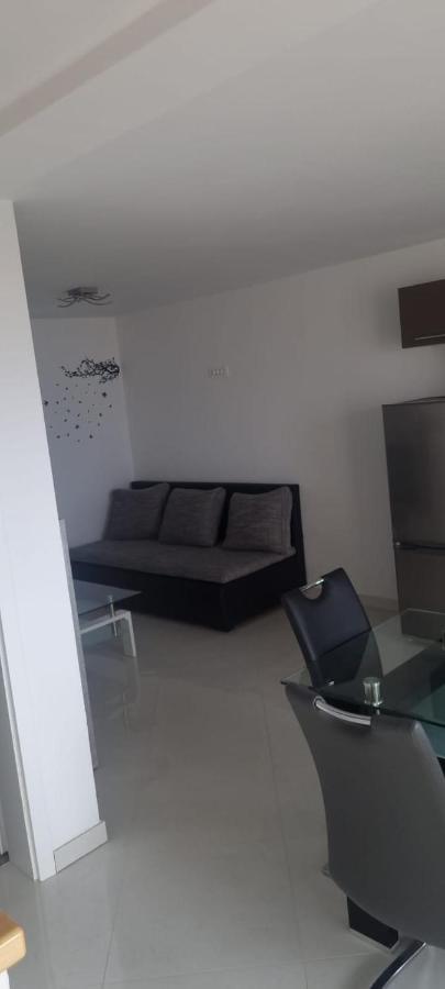 Apartmani Lanterna Krk Town Εξωτερικό φωτογραφία