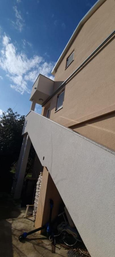Apartmani Lanterna Krk Town Εξωτερικό φωτογραφία